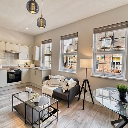 Host & Stay - Taylor Apartment Устър Екстериор снимка