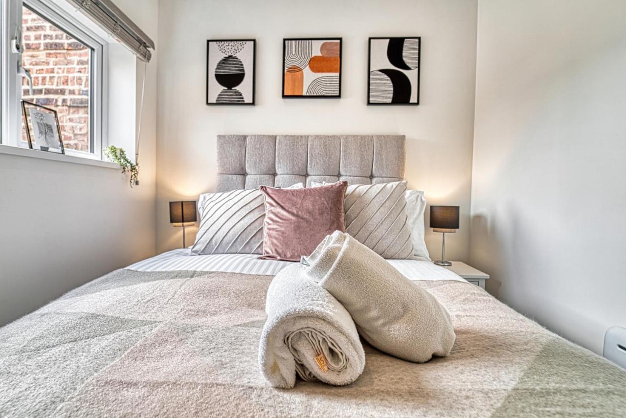 Host & Stay - Taylor Apartment Устър Екстериор снимка